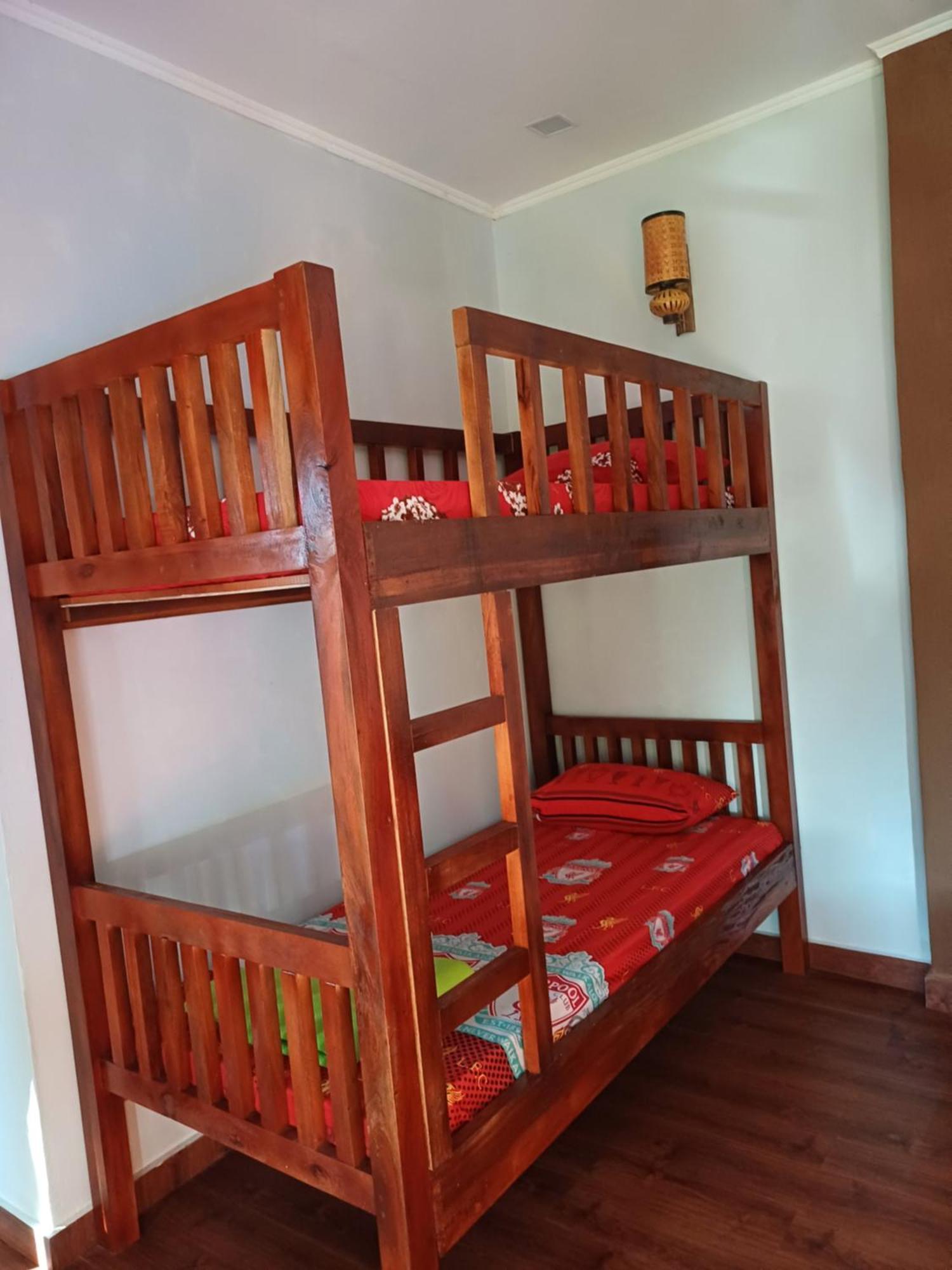 Asim Paris Guesthouse & Jungle Trekking Bukit Lawang Exterior foto